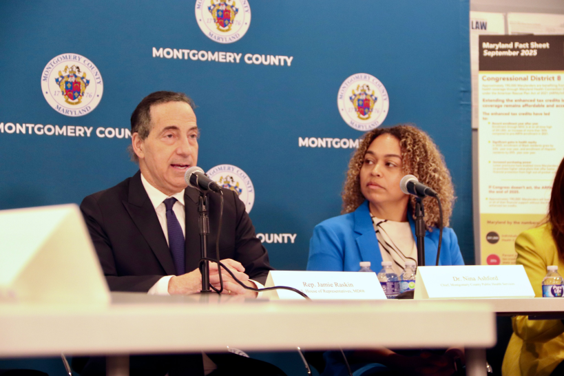 G34io6AWwAEXWP3.png Image