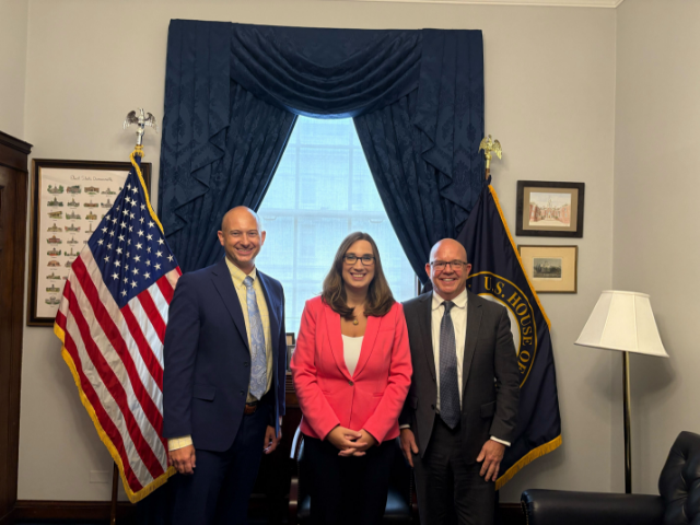Rep. McBride with members of the American Physical Therapy Association.