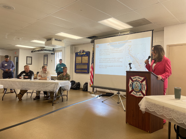IMG_5092.jpg Rep. McBride addresses DNREC, mayors, the Army Corps of Engineers, and neighbors at Slaughter Beach.